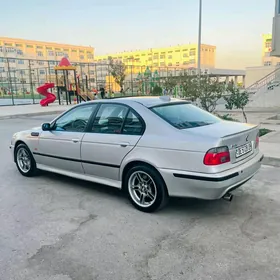 BMW 528 2003