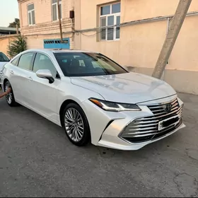 Toyota Avalon 2019