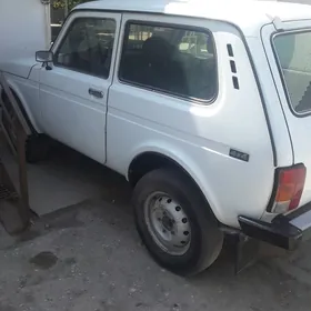 Lada Niva 2009