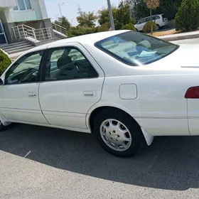 Toyota Camry 1997