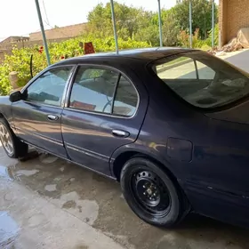 Nissan Cefiro 1996