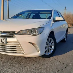 Toyota Camry 2017