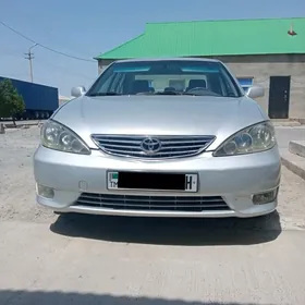 Toyota Camry 2005