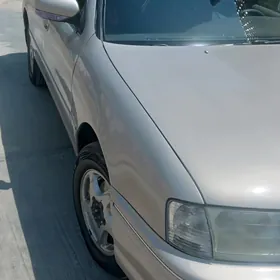 Toyota Avalon 1999