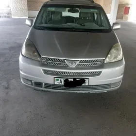 Toyota Sienna 2004