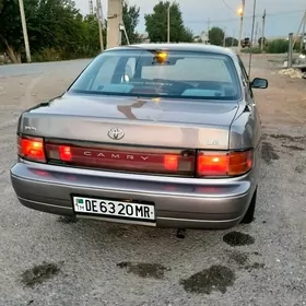 Toyota Camry 1993