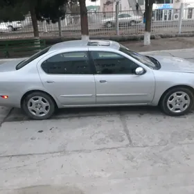 Infiniti I30 2001