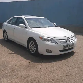 Toyota Camry 2010