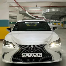 Lexus ES 350 2021