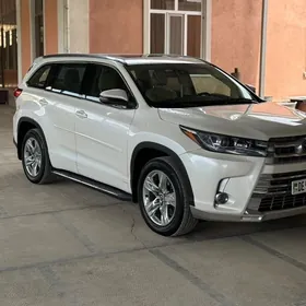 Toyota Highlander 2018