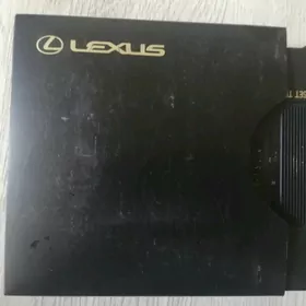 Lexus Rx300 CD box