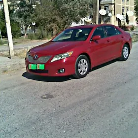 Toyota Camry 2011