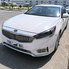 Kia Cadenza 2017