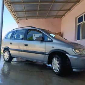 Opel Zafira 2002