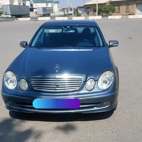 Mercedes-Benz E320 2004