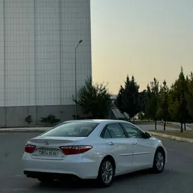 Toyota Camry 2017