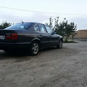 BMW 535 1990