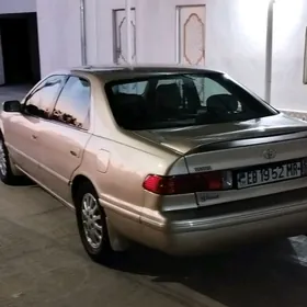 Toyota Camry 1997