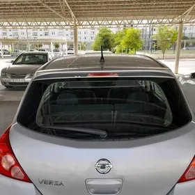 Nissan Versa 2009