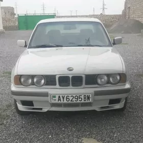 BMW 525 1989