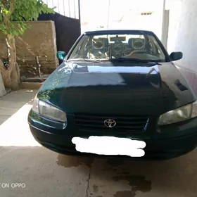 Toyota Camry 1998