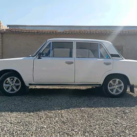 Lada 2104 1985