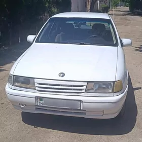 Opel Vectra 1989