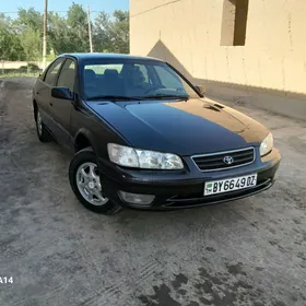 Toyota Camry 2000