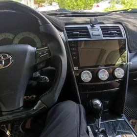 Toyota Camry 2011