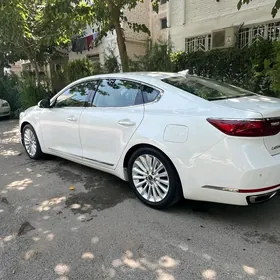 Kia Cadenza 2019