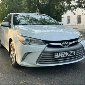 Toyota Camry 2016