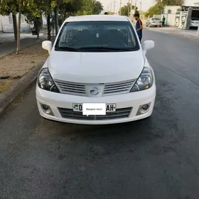 Nissan Versa 2010