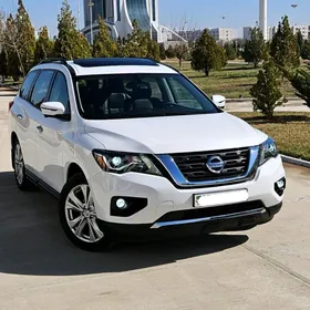 Nissan Pathfinder 2019