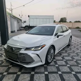 Toyota Avalon 2021