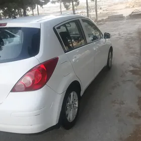 Nissan Versa 2010