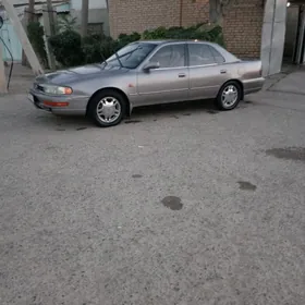 Toyota Camry 1993