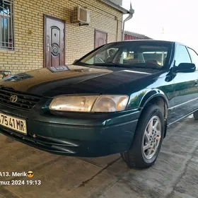 Toyota Camry 1997