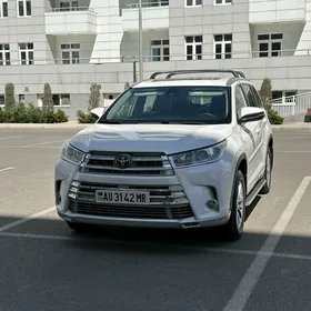 Toyota Highlander 2019