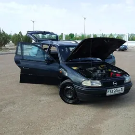 Opel Astra 1995