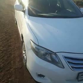 Toyota Camry 2010