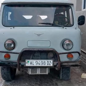 UAZ Profi 1998