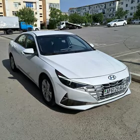 Hyundai Elantra 2021