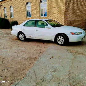 Toyota Camry 1997