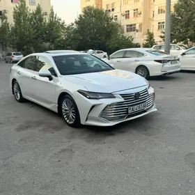 Toyota Avalon 2019