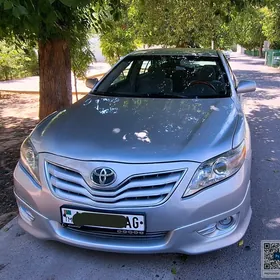 Toyota Camry 2010