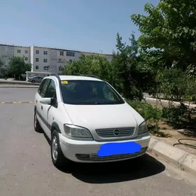 Opel Zafira 2002