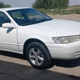 Toyota Camry 1997