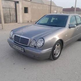 Mercedes-Benz E320 1999