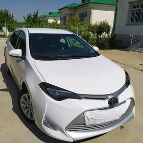 Toyota Corolla 2018