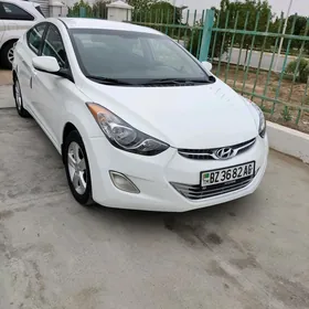 Hyundai Elantra 2011